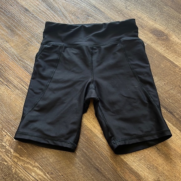 Old Navy Other - Old Navy Biker Shorts